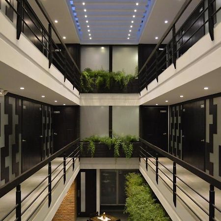 Hostal Delia Victoria Куенка Екстериор снимка